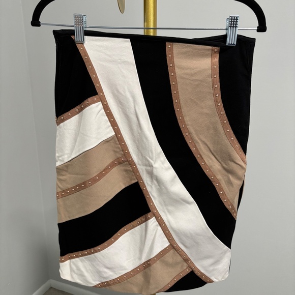 Skiirt - Picture 2 of 3